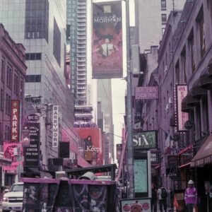 Framed caos in New York